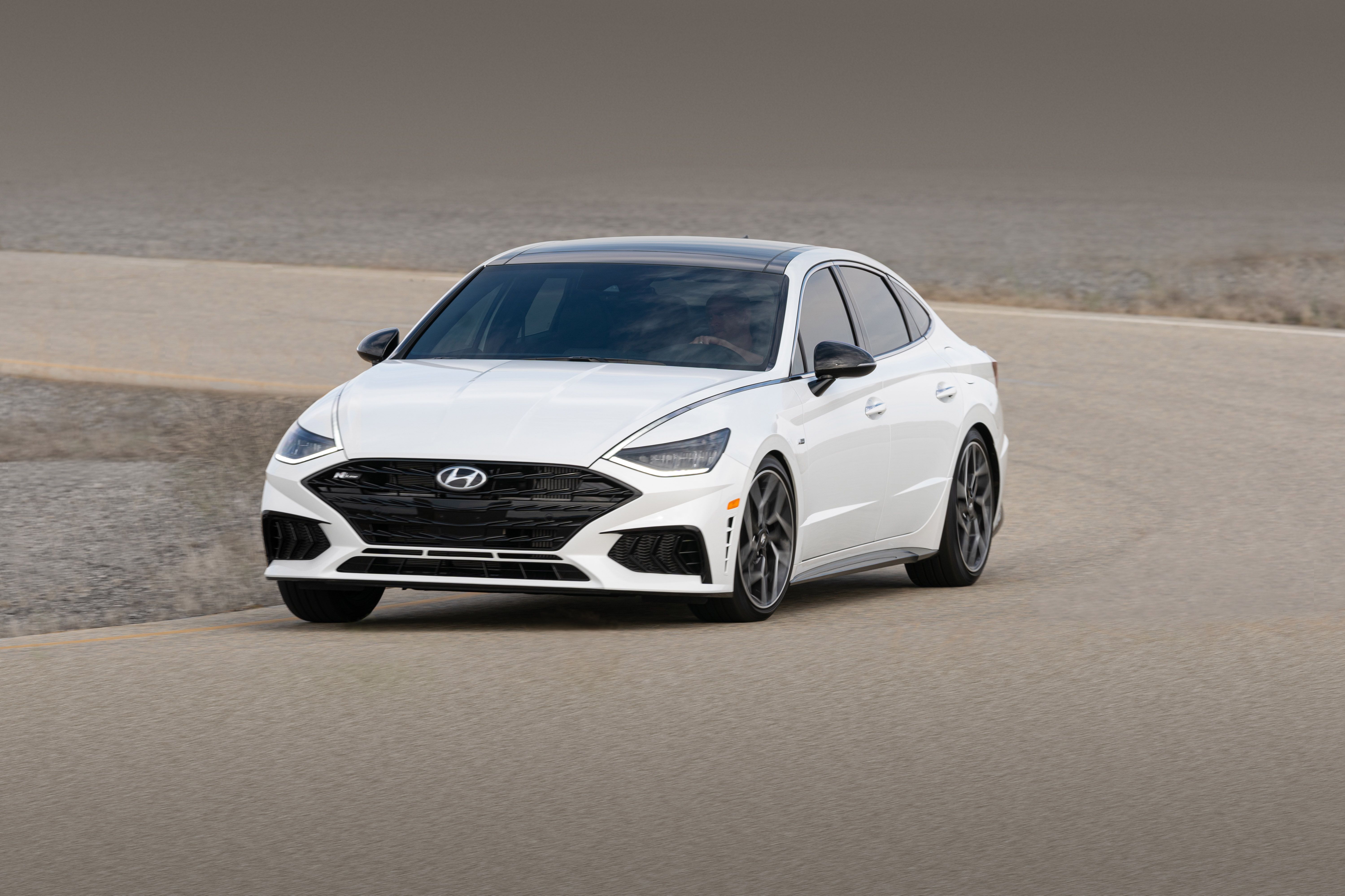 Hyundai Sonata Sport adds on bodykit, quad exhaust 