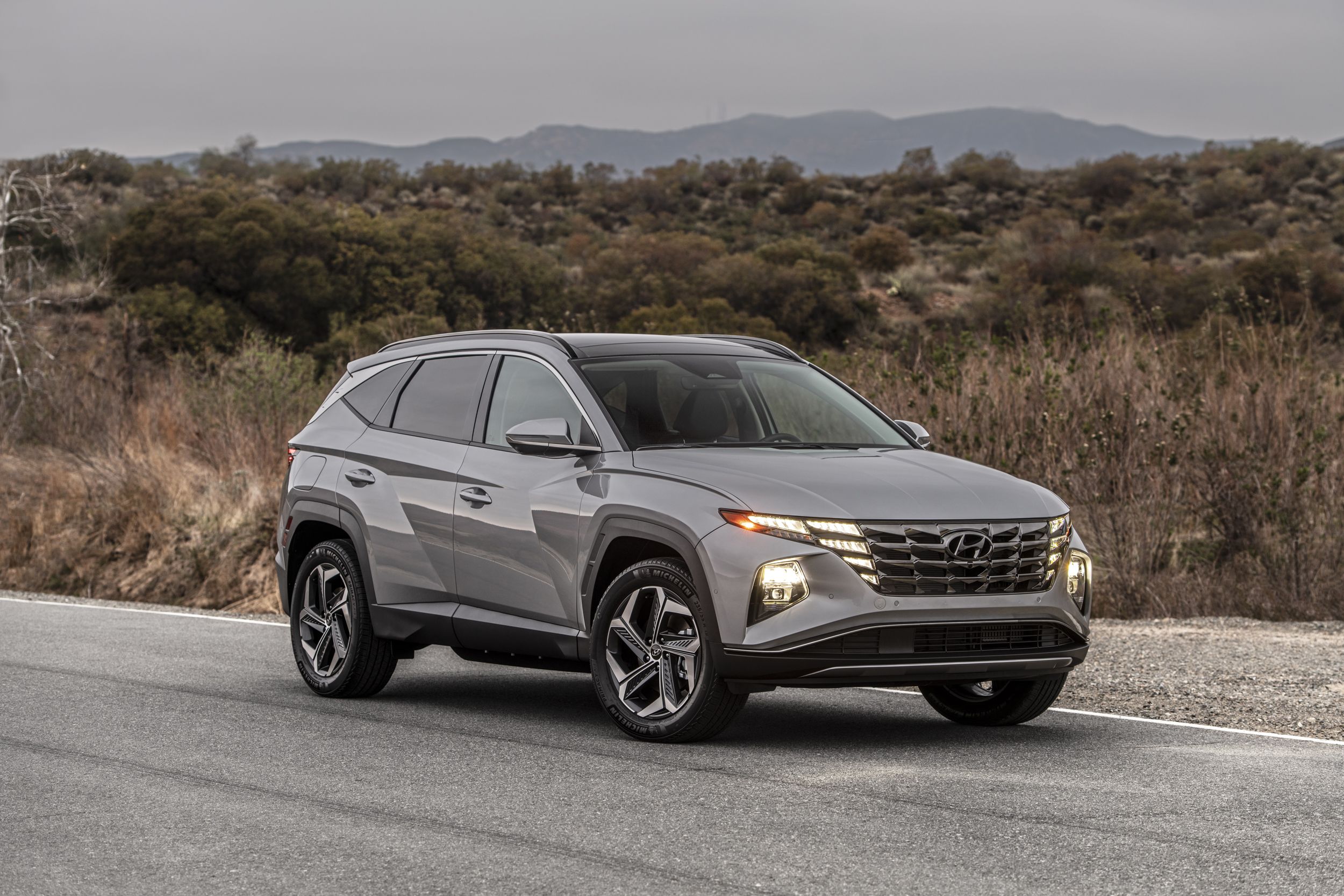 What is the gas mileage of the 2022 Hyundai Tucson?