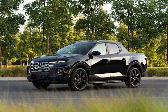 2024 Hyundai Santa Cruz exterior photos