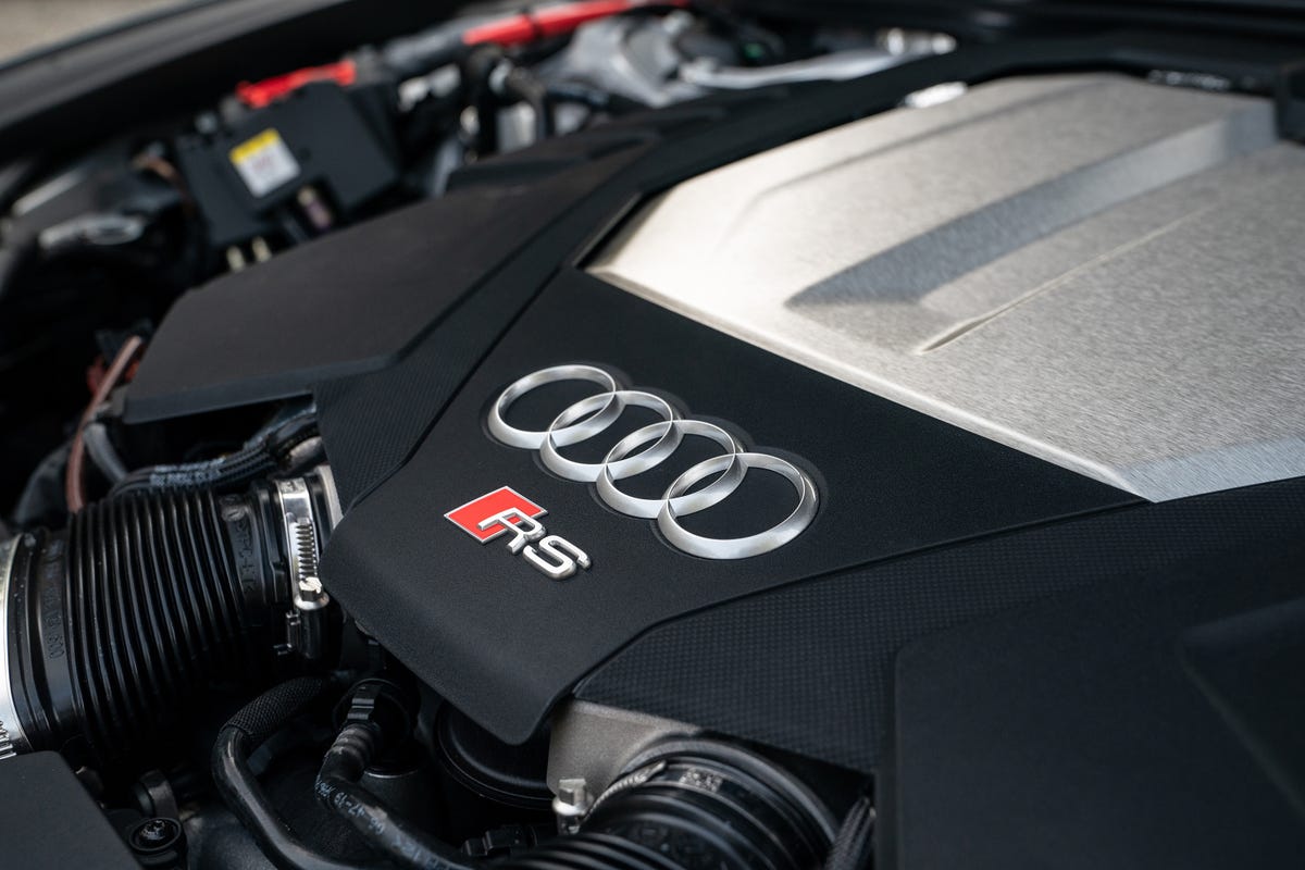 Audi Will No Longer Develop Internal Combustion Engines – Robb Report