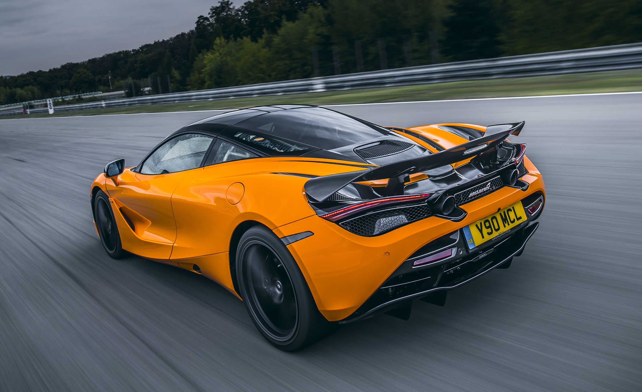 McLaren 720S Gains Lightweight Track Pack Option