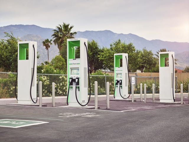 Electrify America to Charge by kWh, Not Minute, in Select States