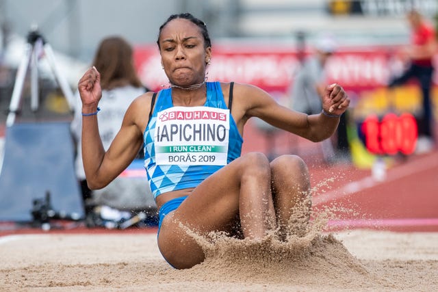 la saltadora de longitud italiana larissa iapicchino compite en el europeo sub 20 de boras en suecia