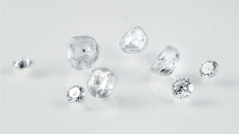 Diamond, Gemstone, Body jewelry, Fashion accessory, Jewellery, Jewelry making, Silver, Crystal, Silver, Metal, 