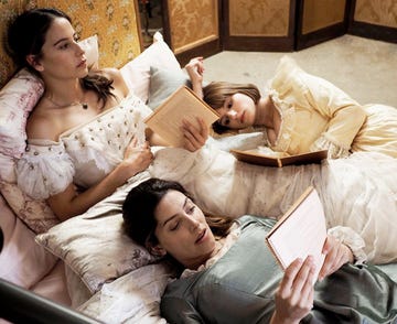 irene escolar, helena ezquerro y barbara lennie en 'las chicas estan bien'