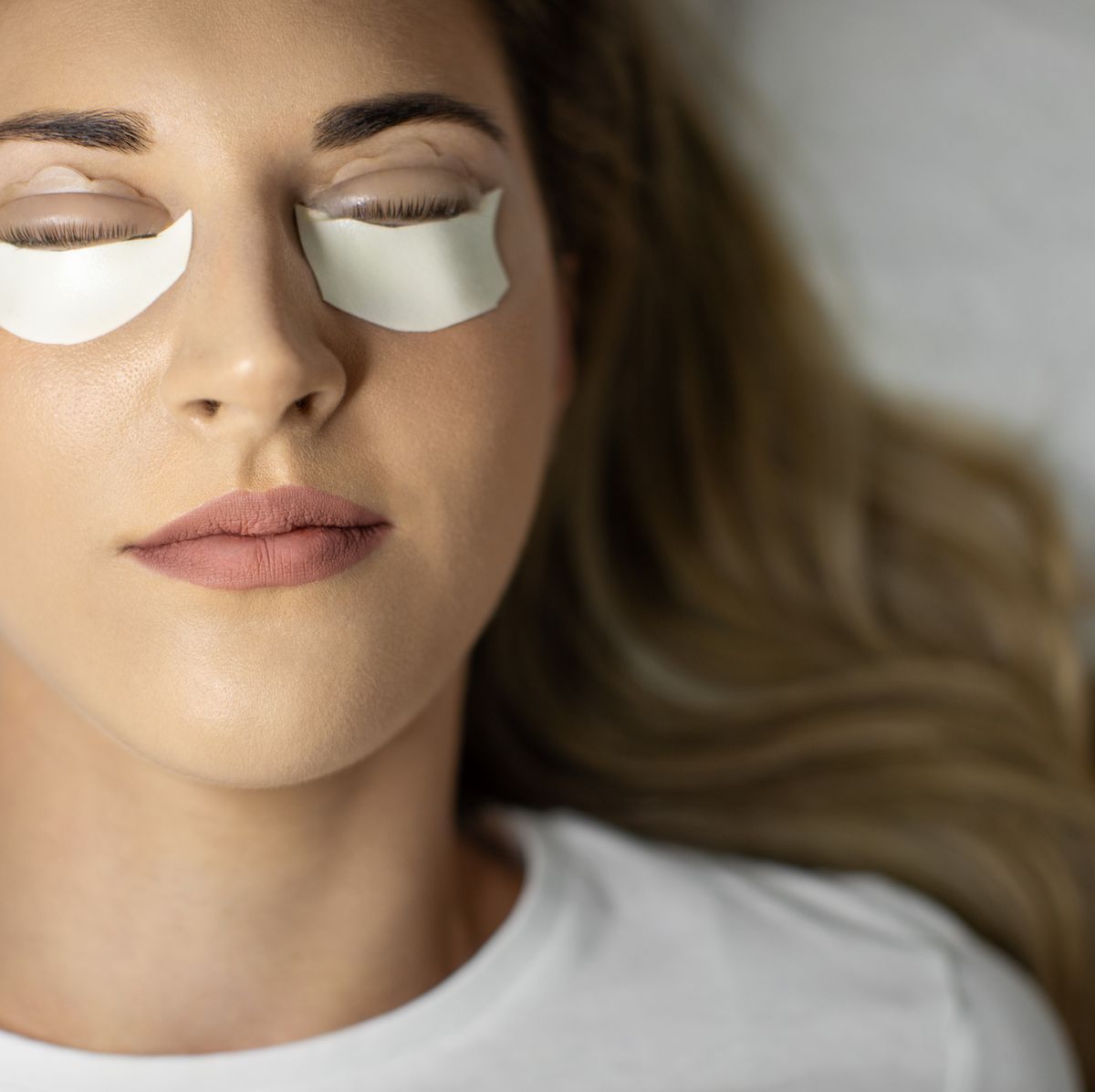 Are Sleep Masks Damaging Your Eyelashes?