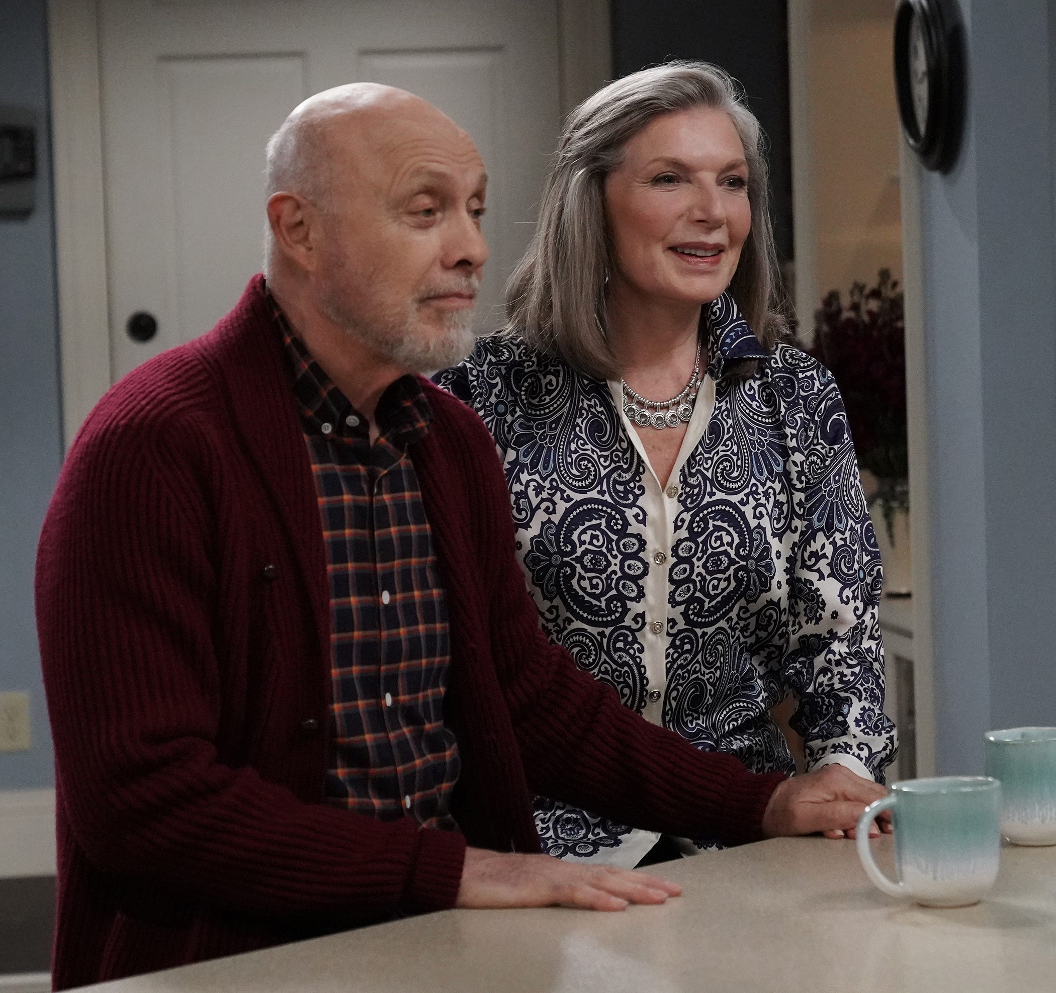 Last Man Standing Brings Back Vanessa's Mom - Susan Sullivan Stars on ...