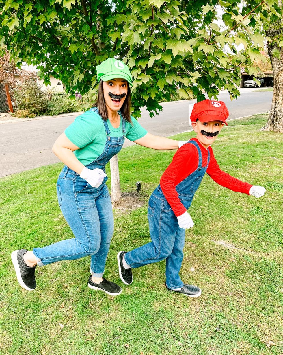 15 No-Sew Halloween Costumes That Anyone Can Make