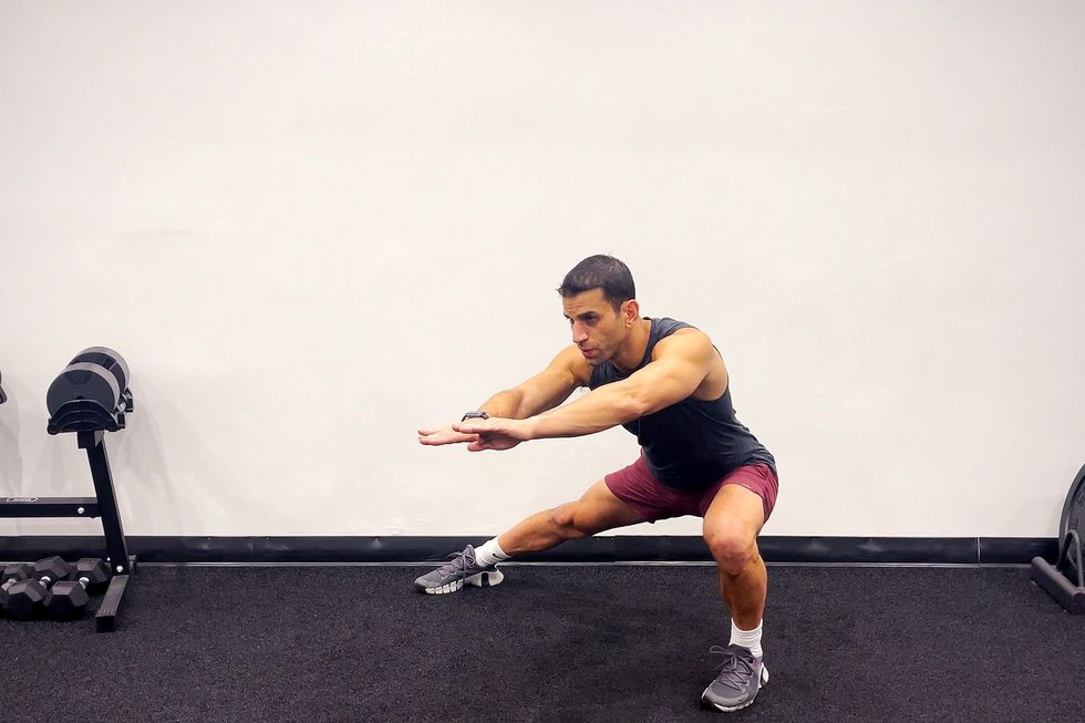 full body 10 minute workout, lateral lunge