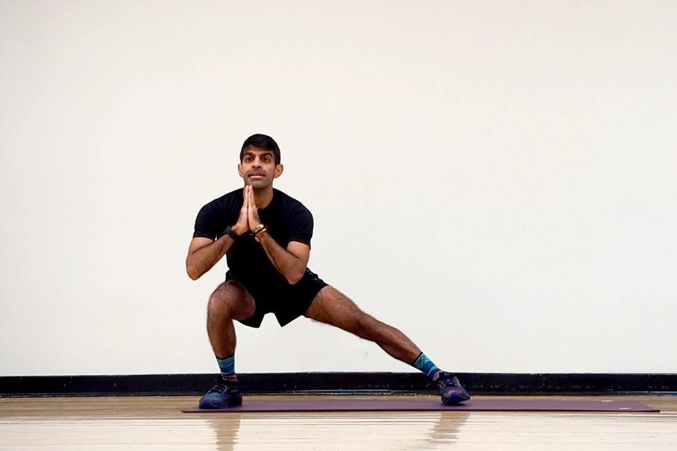 lateral lunge to butt kick