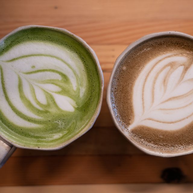 latte art matcha latte