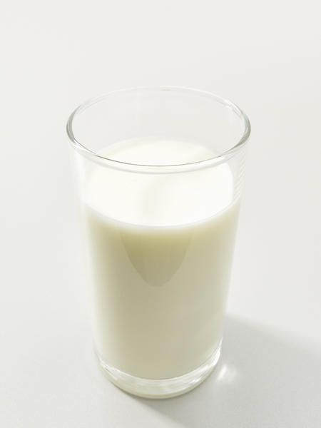 Drink, Ingredient, Milk, Plant milk, Liquid, Tableware, Dairy, Health shake, Rice milk, Drinkware, 