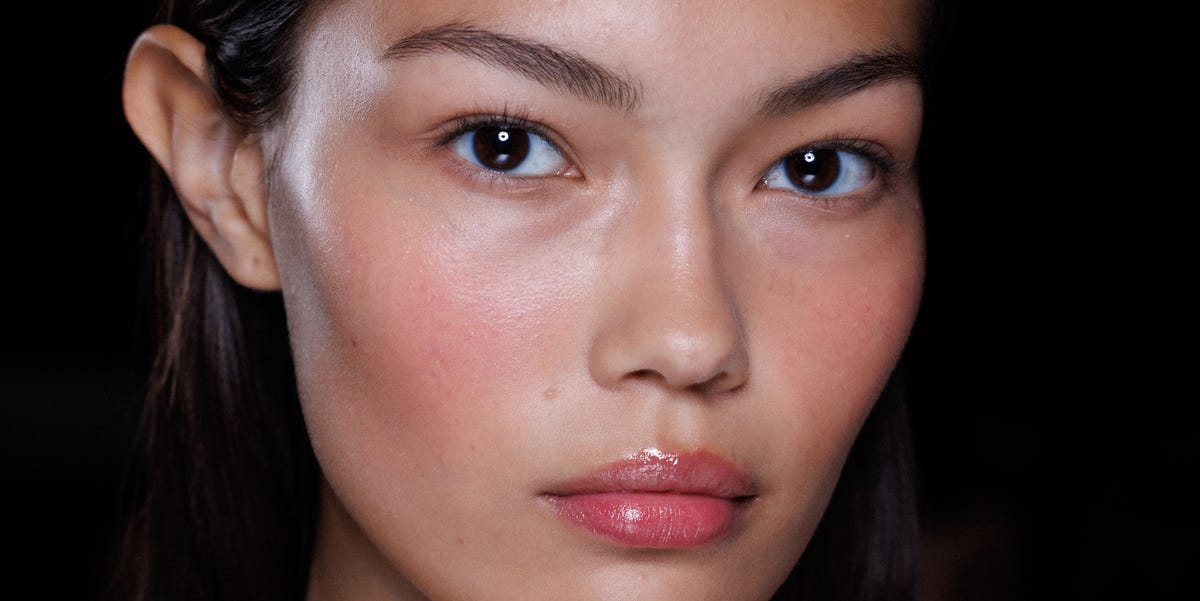 The 7 Best Chemical Exfoliants for Smooth, Glass-Like Skin