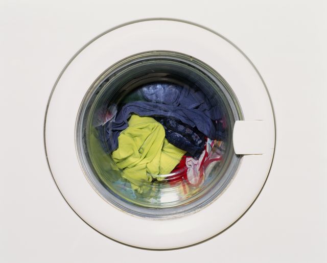 12 Things You Should Do Before Tossing Your Laundry in the Washing Machine
