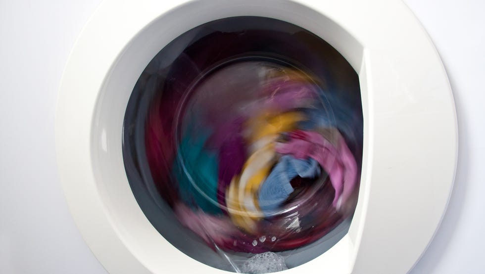 laundry mistakes that ruin clothes