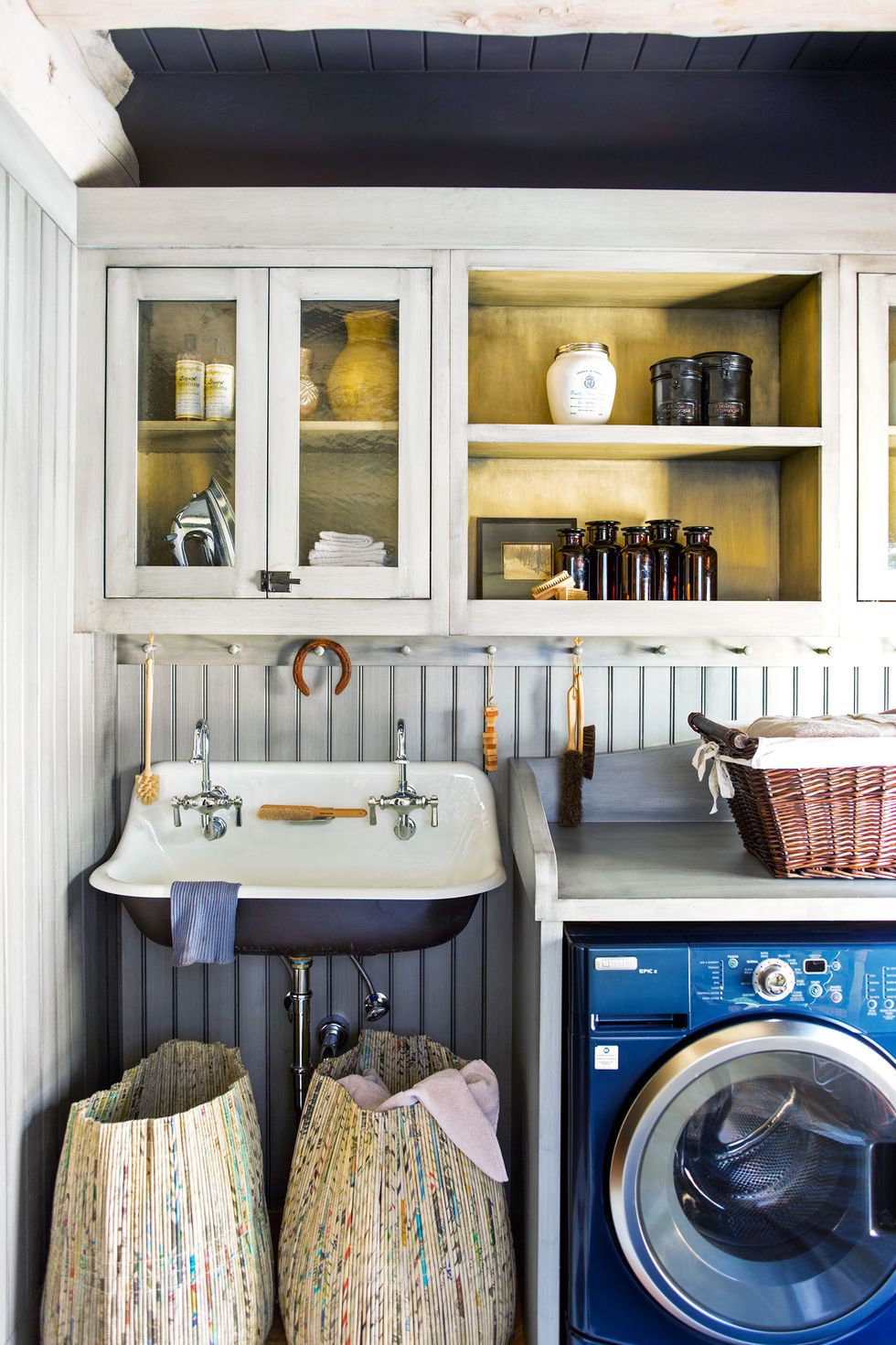 13 Brilliant Small Laundry Room Ideas