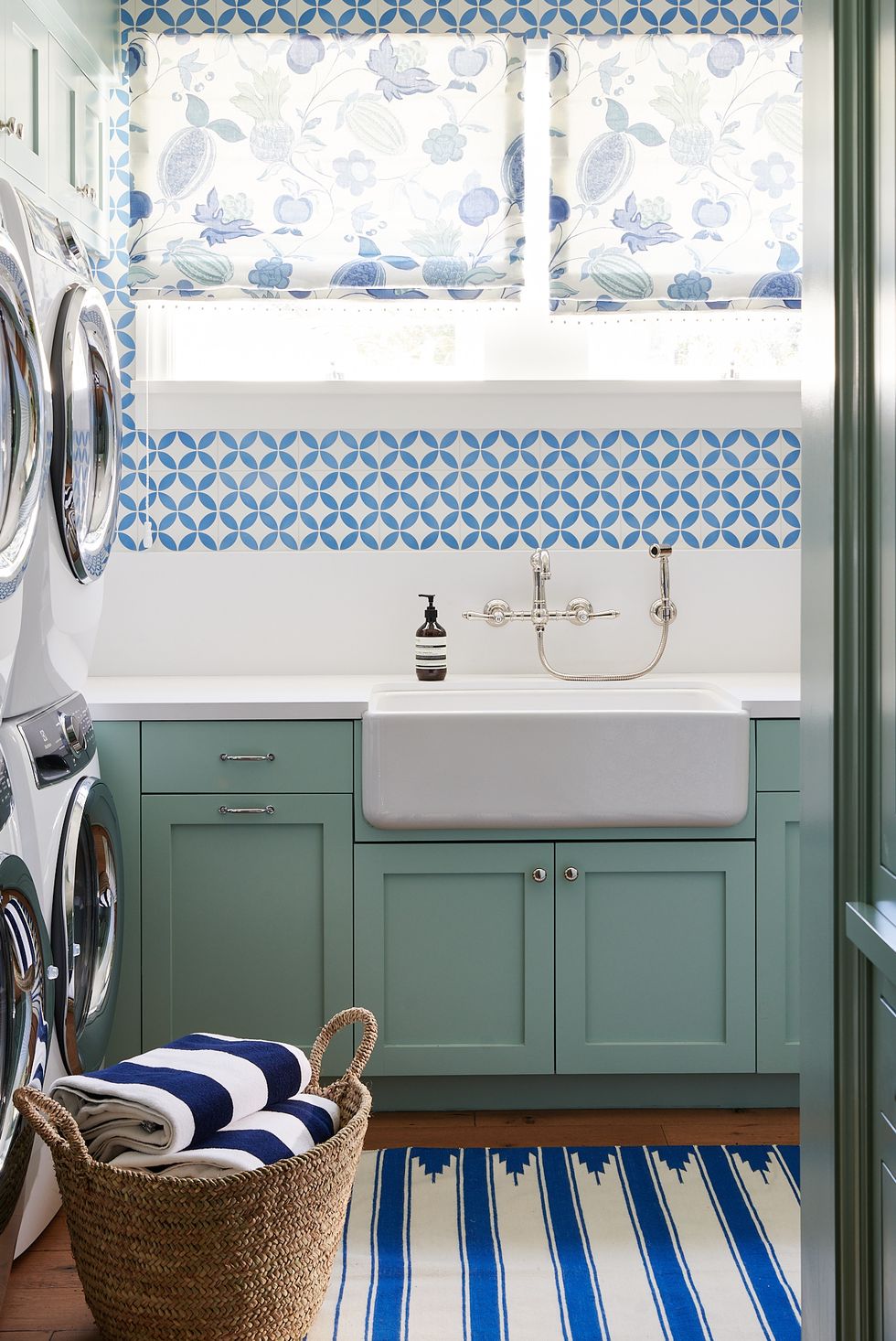 Organized Laundry Room Reveal {small Home/ BIG Ideas} – Simplicity