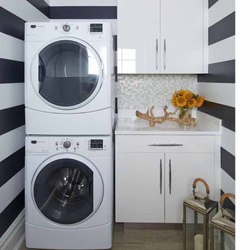 White, Room, Laundry room, Interior design, Property, Furniture, House, Floor, Ceiling, Home, 