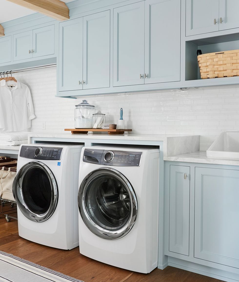 washing machine, laundry room, major appliance, laundry, room, clothes dryer, property, home appliance, shelf, furniture,