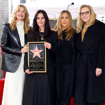 courteney cox honored with star on the hollywood walk of fame