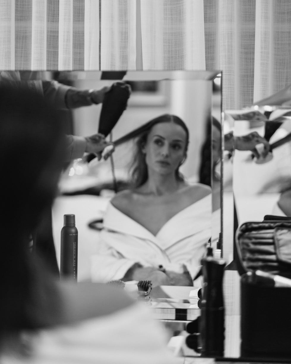 laura haddock bts harper's bazaar women of the year awards