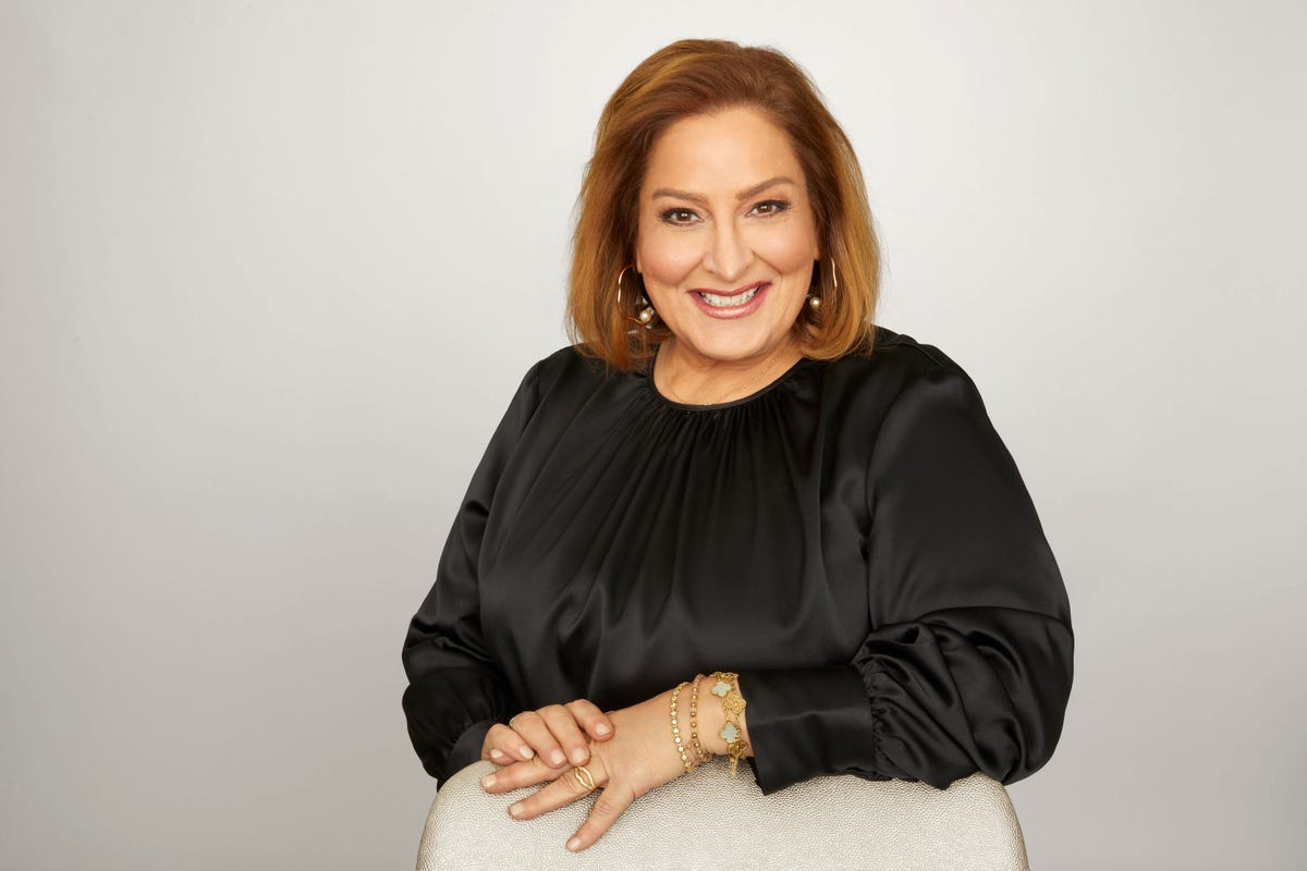 Makeup Artist Laura Geller Shares Makeup Tips for Women Over 40