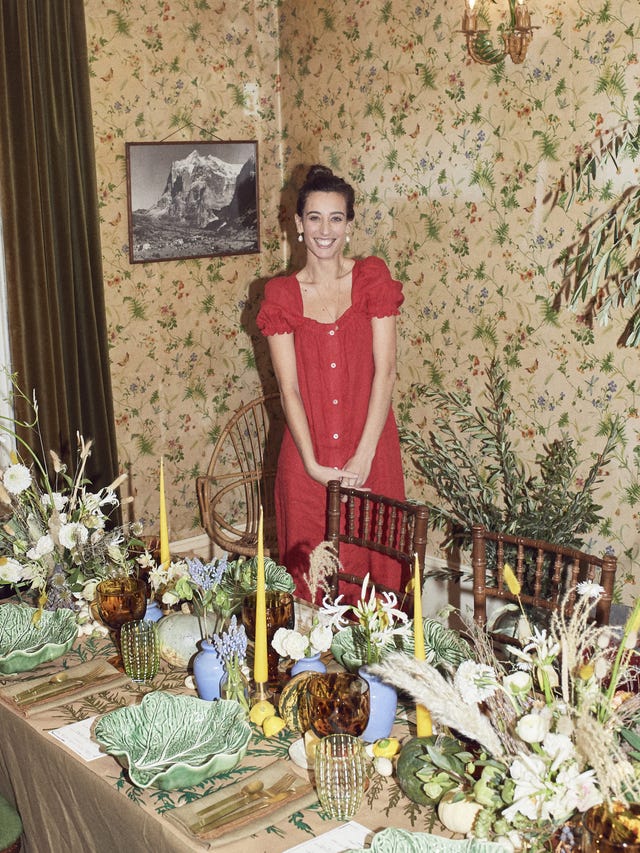 laura jackson table setting