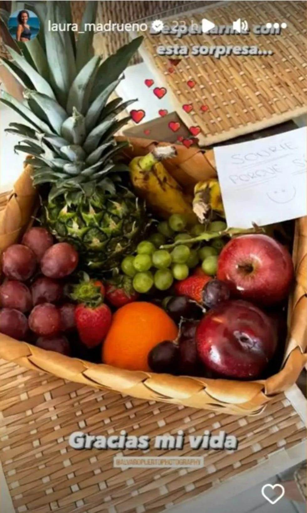 laura madrueño y su regalo de cumpleaños de su novio, álvaro puerto, en supervivientes