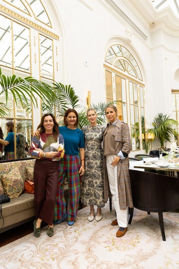 laura vecino y kelly rutherford con merceditas de marca española