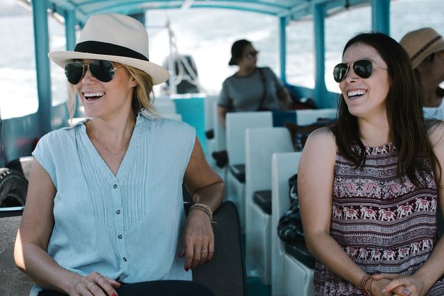 Lauren Conrad and Hannah Skvarla's Little Market is Empowering Women Around  the World