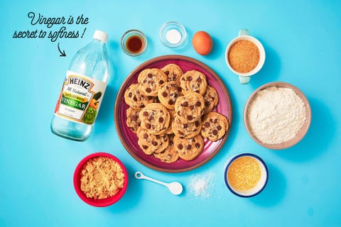 Food, Breakfast cereal, Cuisine, Dish, Ingredient, Meal, Oat, Snack, Vegetarian food, Breakfast, 