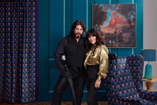 laurence llewlyn bowen and anna richardson on changing rooms