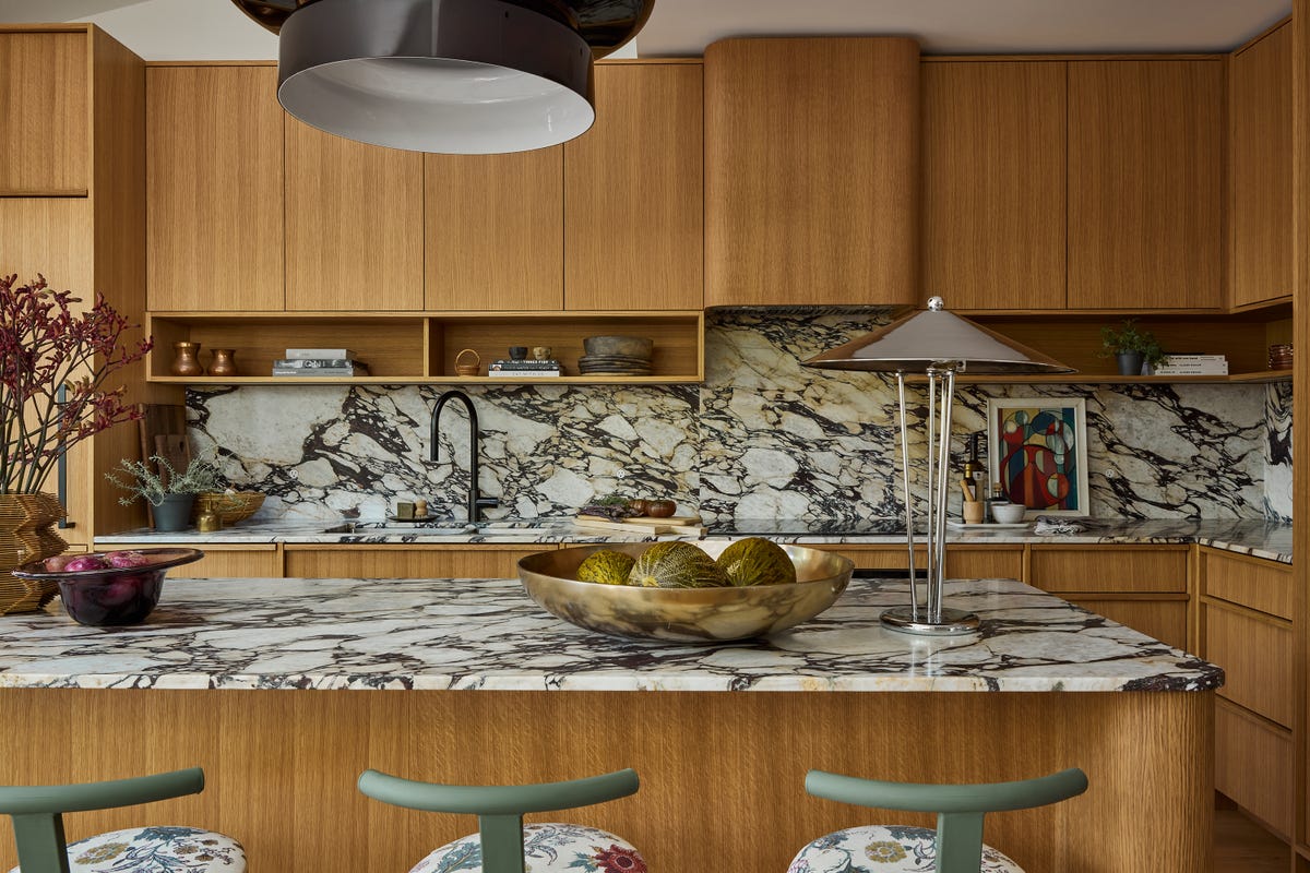 This Toronto Kitchen Is Both Calming And Dramatic