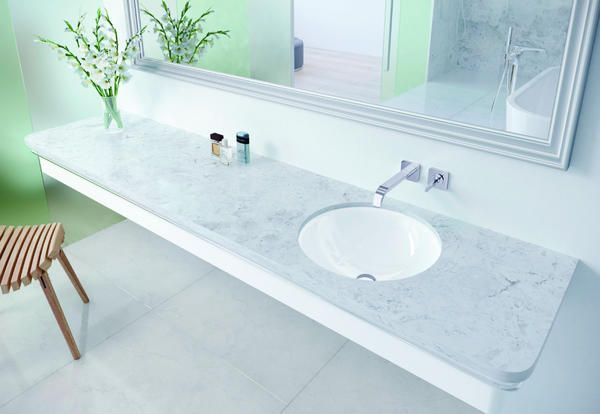 Plumbing fixture, Bathroom sink, Room, Architecture, Property, Tap, Glass, Tile, Interior design, Wall, 