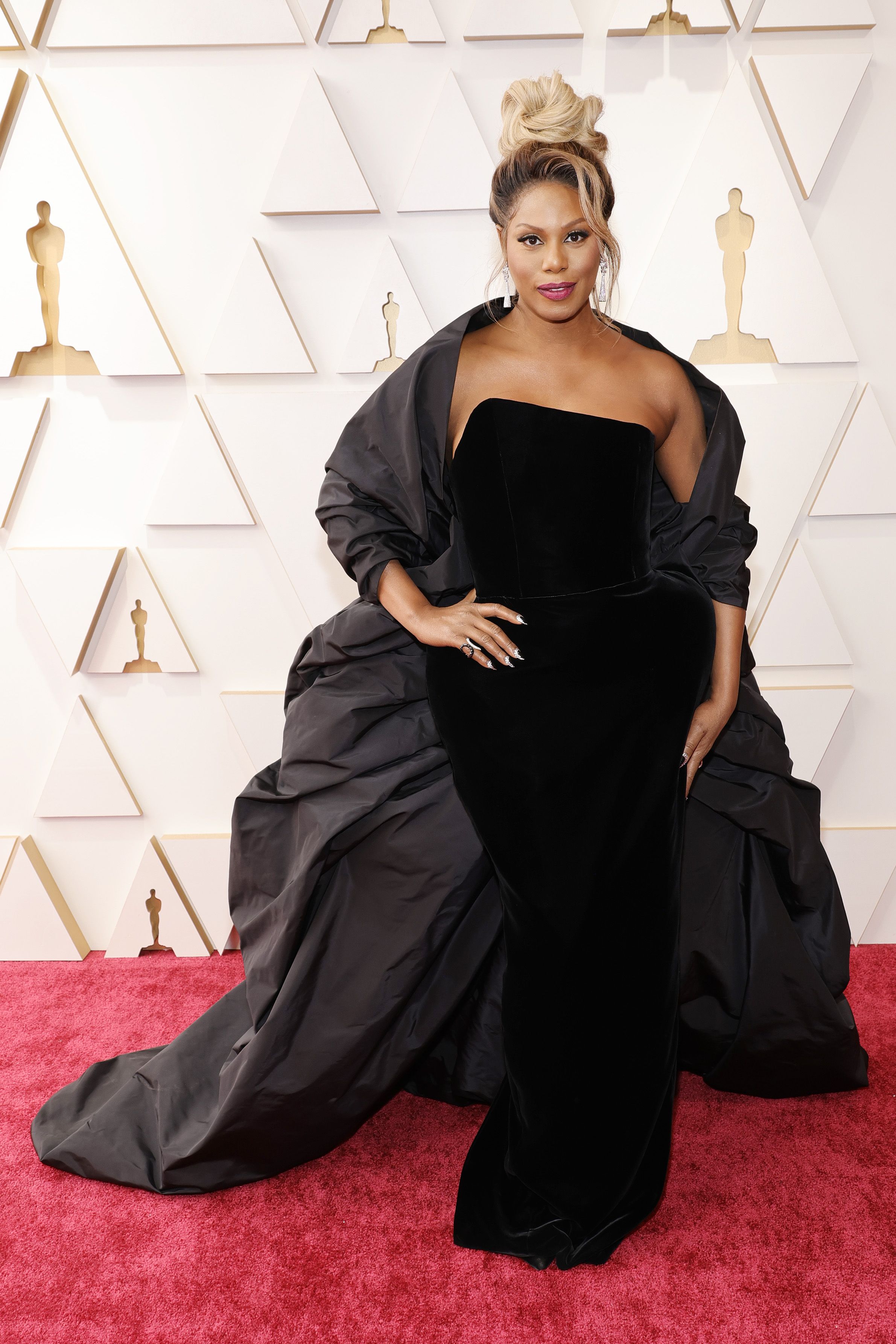 2022 Oscars Red Carpet Fashion: See All the Looks From This Year's Show