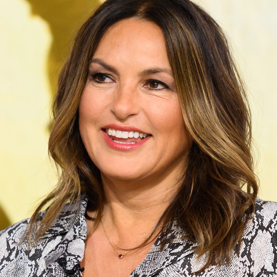 Mariska Hargitay Caused a Commotion After Posting Major PDA Moment With Husband Peter