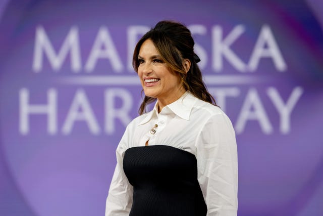 law and order svu mariska hargitay tonight show jumpsuit instagram