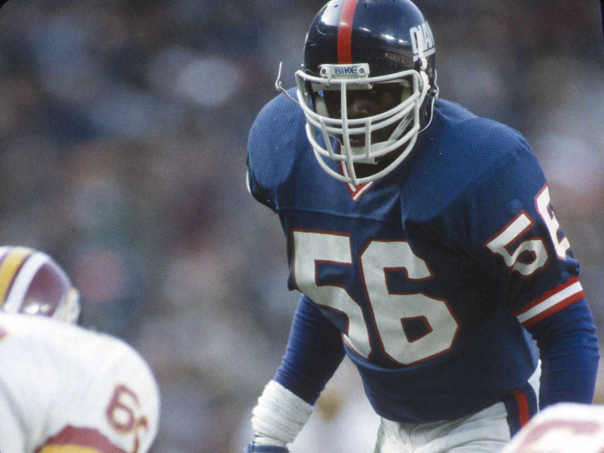 lawrence-taylor-of-the-new-york-giants-in-action-against-news-photo-1675807910.jpg