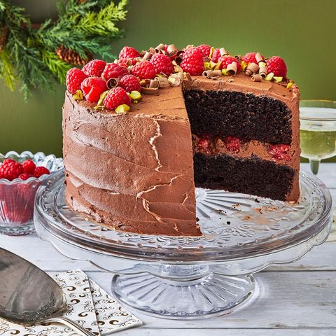 layered chocolate raspberry cake recipe