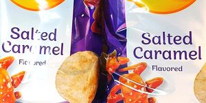 lay's salted caramel chips flavor