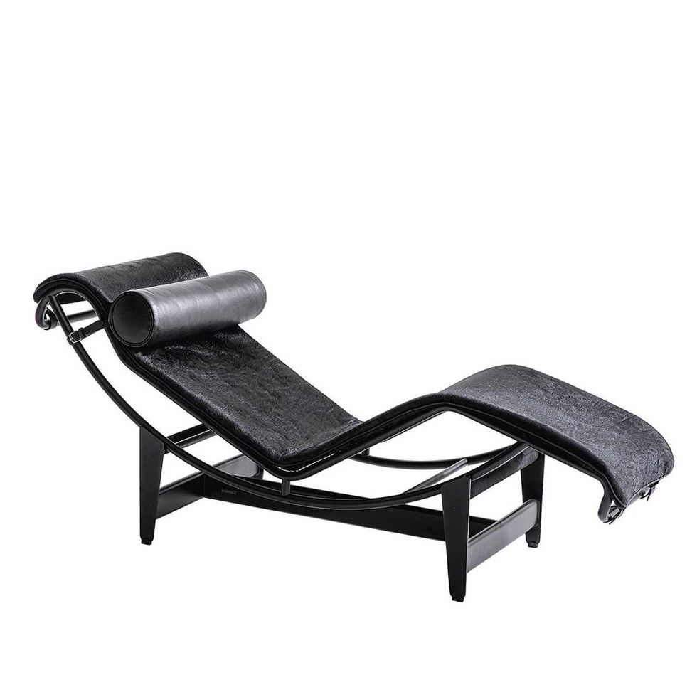 de cassina lc4 chaise longue is een klassieker van le corbusier, pierre jeanneret en charlotte perriand,