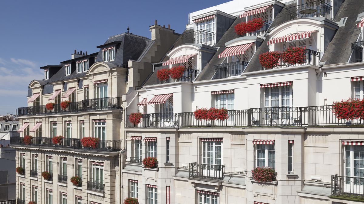 Louis Vuitton's Paris headquarters to become the house's first-ever luxury  hotel