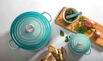 https://hips.hearstapps.com/hmg-prod/images/le-creuset-cool-mint-1617301382.jpg?crop=0.598xw:1.00xh;0.331xw,0&resize=360:*