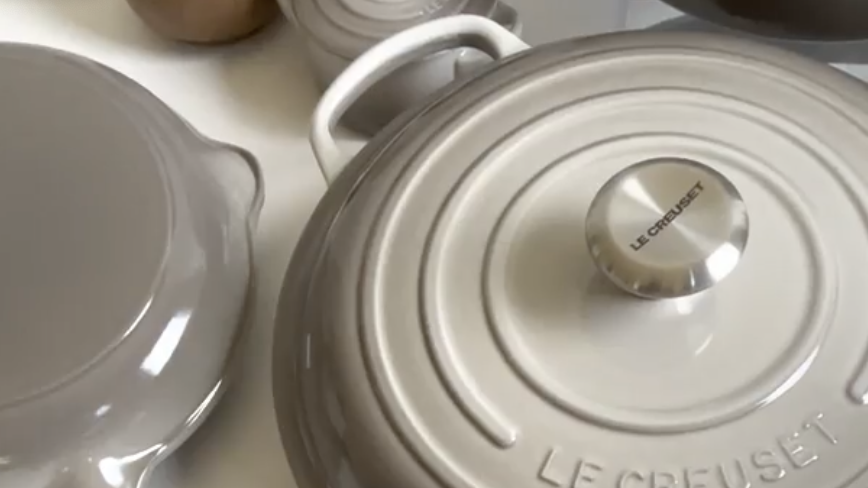https://hips.hearstapps.com/hmg-prod/images/le-creuset-lead-new-1662047581.png?crop=1xw:0.3755769230769231xh;center,top&resize=1200:*