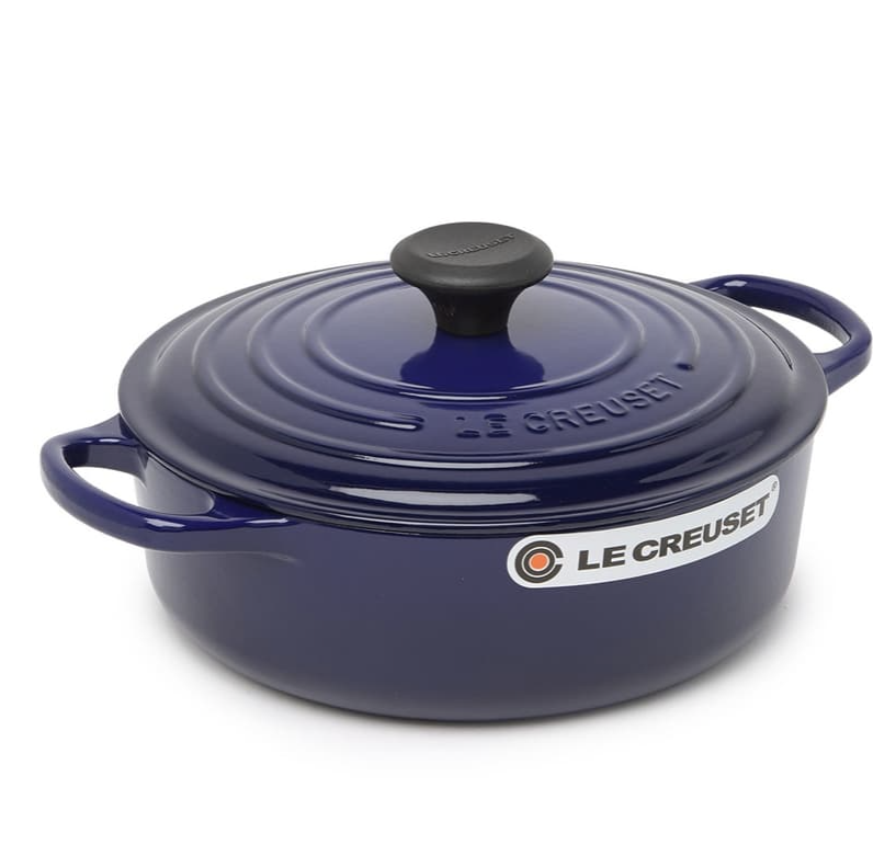 https://hips.hearstapps.com/hmg-prod/images/le-creuset-nordstrom-rack-1604601057.png?crop=0.753xw:1.00xh;0.135xw,0&resize=1200:*