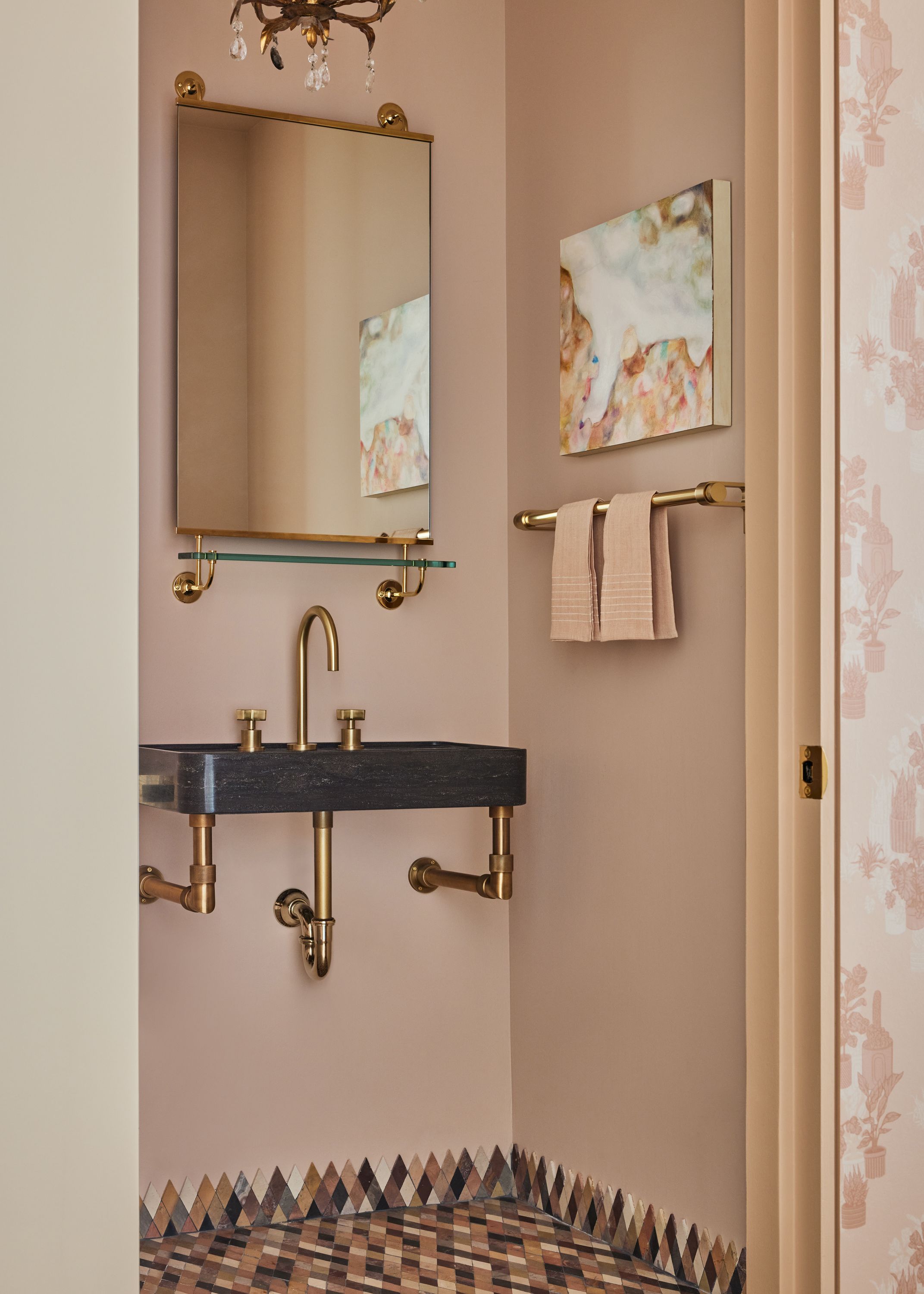 The Best Colors for Small Bathrooms