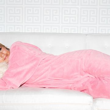 Pink, Bedding, Furniture, Bed sheet, Comfort, Mattress, Textile, Pillow, Leg, Bed, 