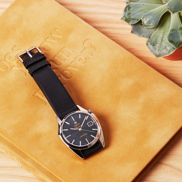 Analog watch, Watch, Watch accessory, Fashion accessory, Strap, Material property, Leather, Brand, Jewellery, Beige, 