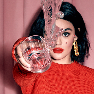 Red, Lip, Beauty, Pink, Mouth, Black hair, Drink, Drinking, Photo shoot, Drinkware, Red, Lip, Beauty, Pink, Mouth, Black hair, Drink, Drinking, Photo shoot, Drinkware,