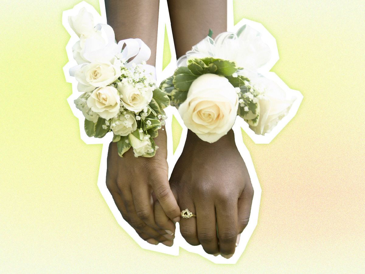 White Rose Wrist Corsages for Wedding Set of 6 Ivory Eucalyptus Wrist  Flower Wri